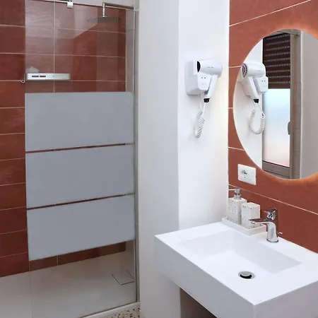 Incoming Municipio Naples