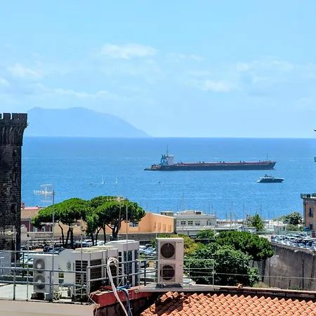 Incoming Municipio Guest house Naples