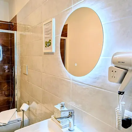 Incoming Municipio Guest house