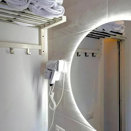 Incoming Municipio Naples