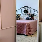 Incoming Municipio Гостевой дом 4*